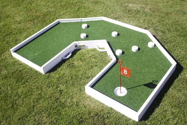 The course hole 8