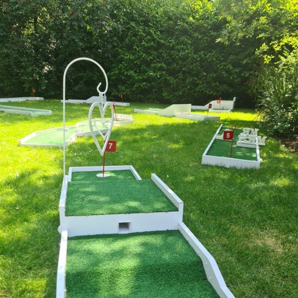 swing heart on golf course