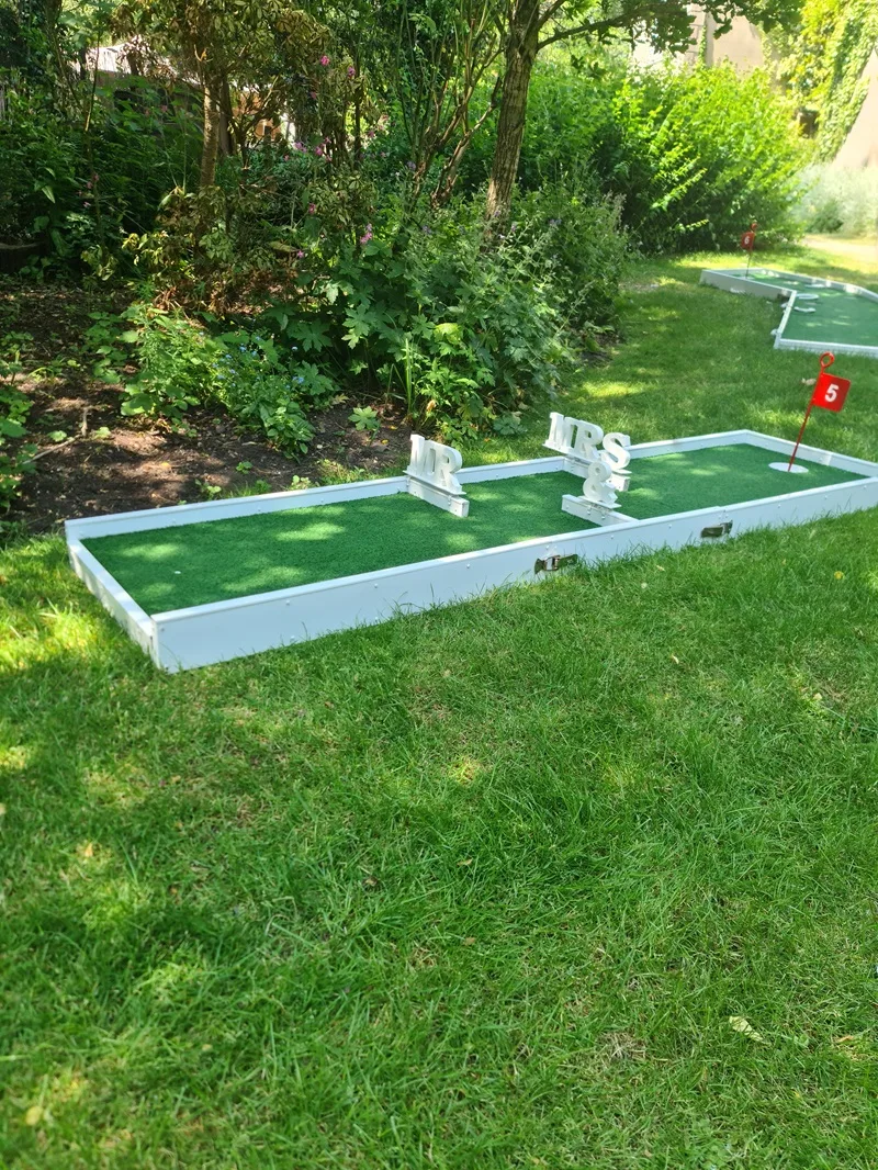 Mr and Mrs mini golf hire