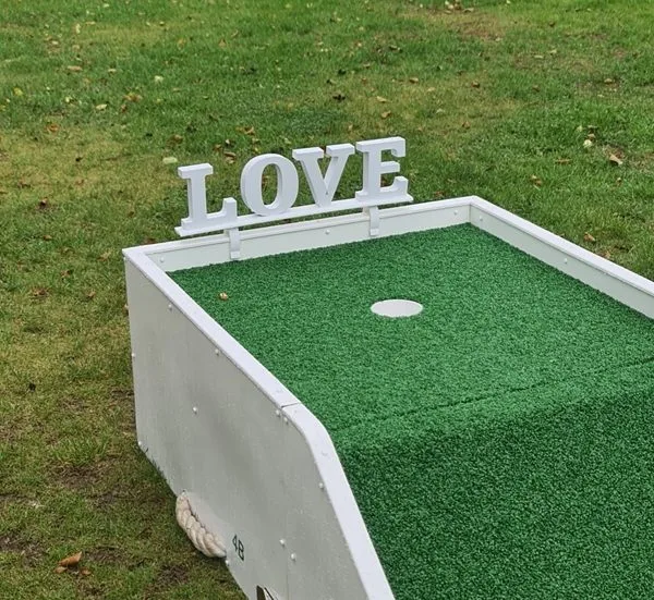 Love - Sign crazy golf wedding package